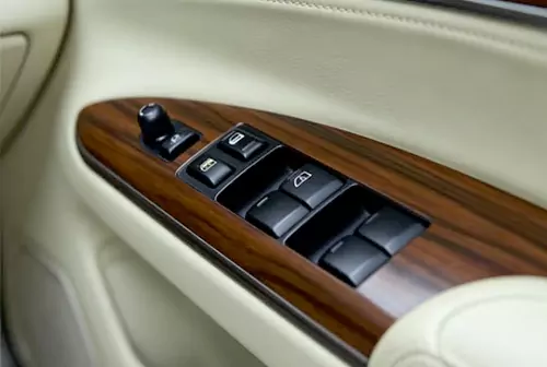 Kunststof onderdelen voor auto-interieur